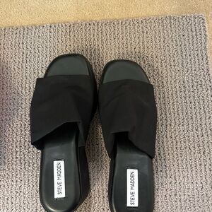 Steve Madden Black Mules Sleek Minimalist Design